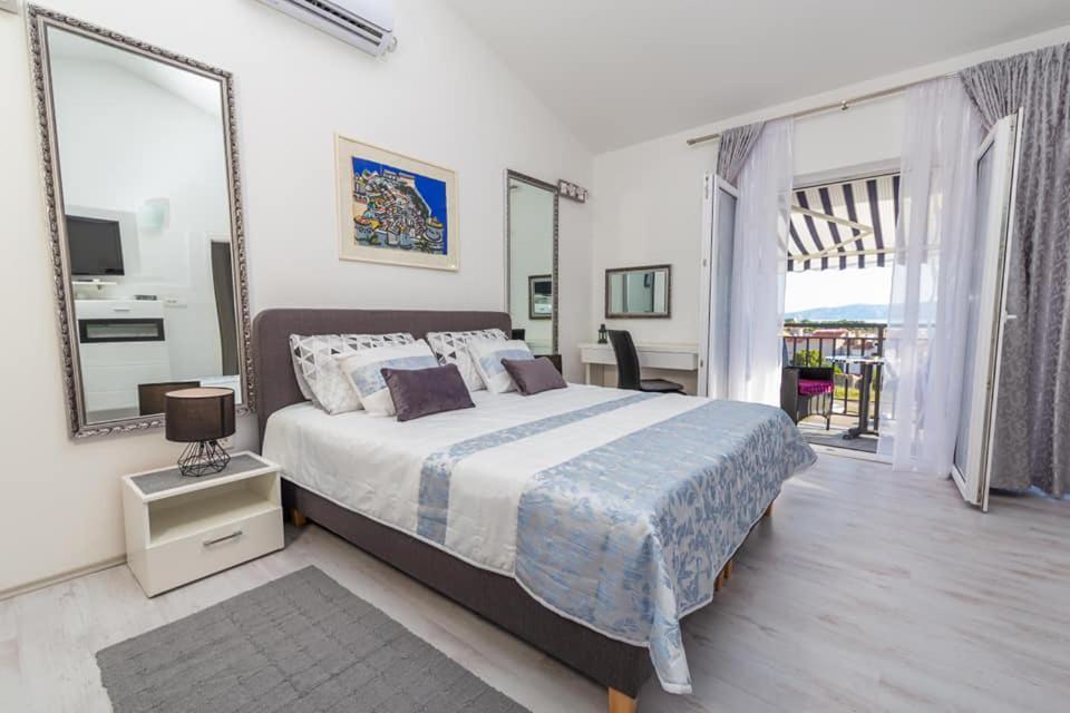 Beautyful Sea View 6 Luxury Studio Danijela 1 Сень Экстерьер фото